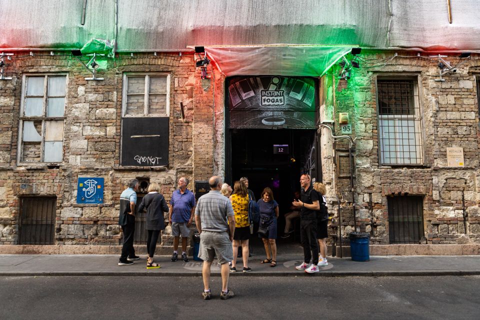 Budapest: Ruin Bars Walking Tour With Drinks and Snacks - Customer Reviews and Ratings