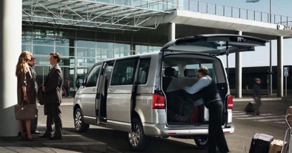 Buenos Aires: Private Transfer Connection Ezeiza-Aeroparque - Vehicle Comfort and Amenities