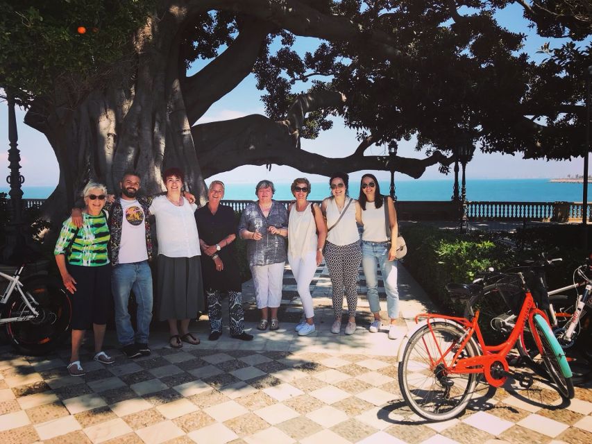 Cádiz: Guided Bike Tour - Meeting Point