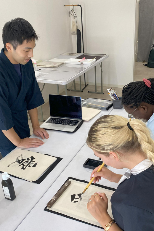 Calligraphy and Kakejiku(Hanging Scroll) Making in TOKYO - Frequently Asked Questions