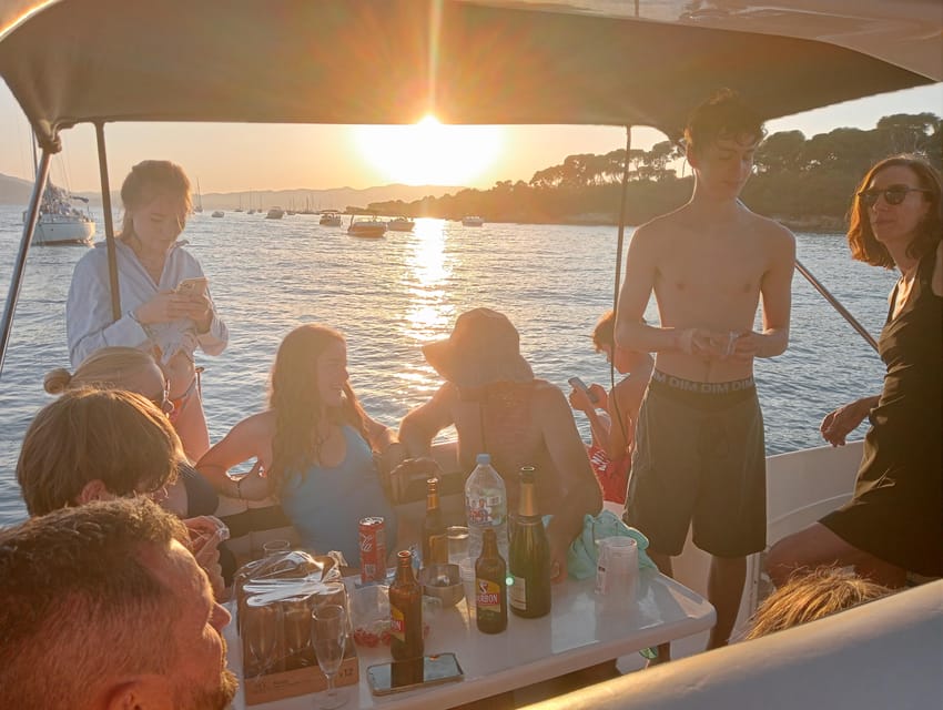 Cannes : Mandelieu Sunset by Private Boat - Experience Highlights