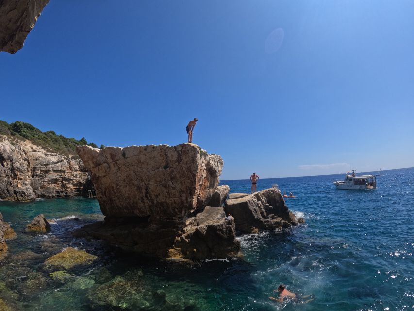 Cape Kamenjak: Guided Kayak Tours Snorkeling, Cave & Cliff - Equipment and Safety