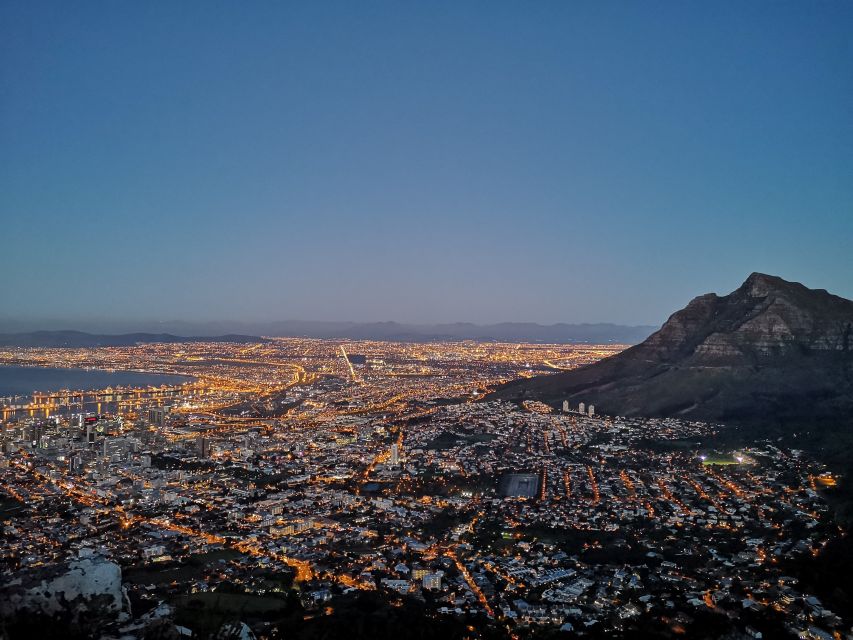 Cape Town: Lions Head Guided Hike at Sunset - Experiencing the Sunset Ascent