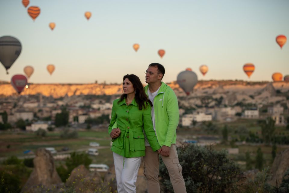 Cappadocia Photo Session With Balloons and Flying Dress - Pickup and Communication