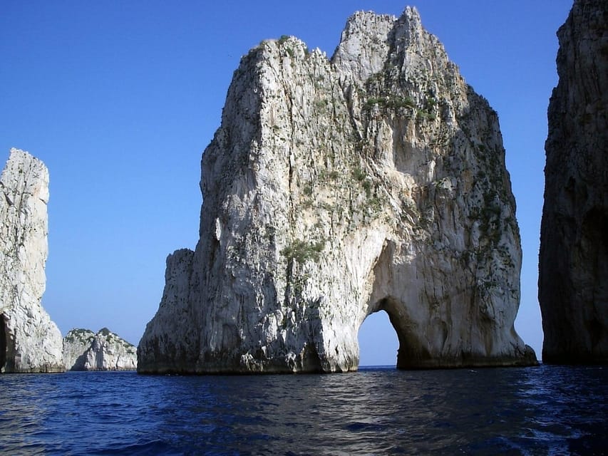 Capri Boat Tour With Faraglioni Rocks - Meeting Point