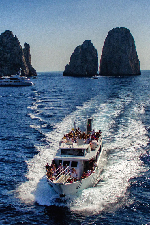 CAPRI CLASSIC BOAT TOUR - Participant Information