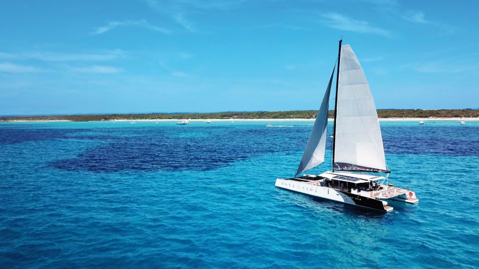 Cartagena: Rosario Islands Catamaran With Lunch and Snorkel - Snorkeling Adventure