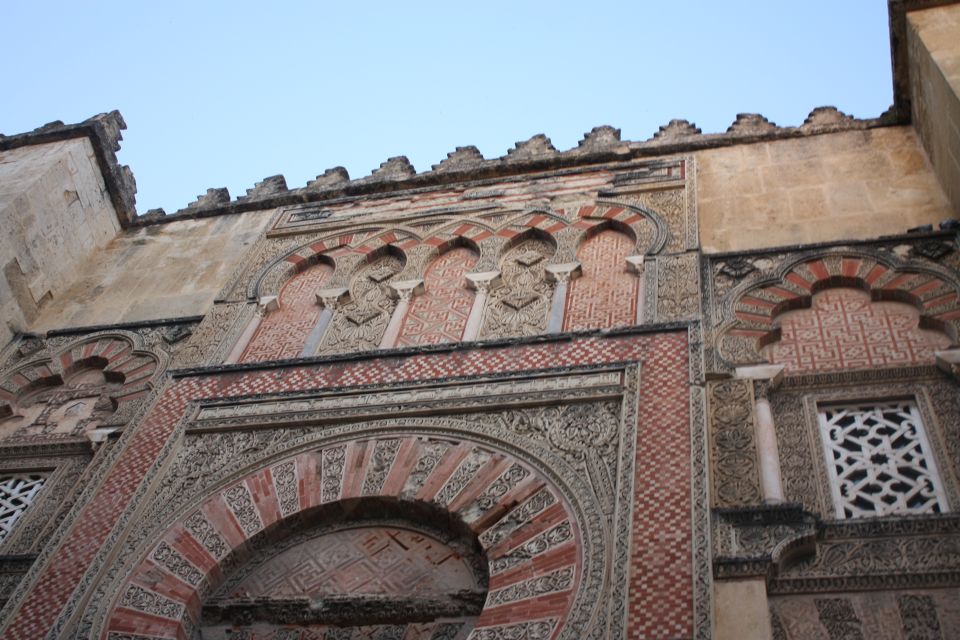 Cathedral Mosque Guided Tour in a Small Group in French - Cancellation and Flexibility