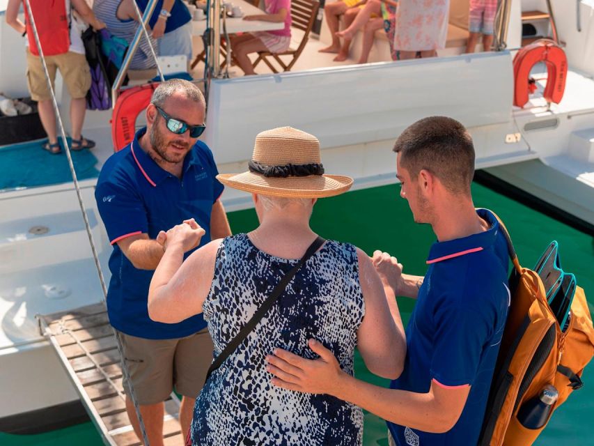 Chania: Morning Catamaran Cruise With Premium Lunch & Drinks - Dining Experience