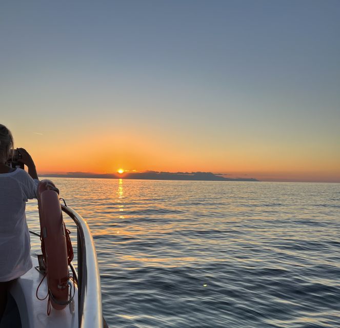 Chania Town: Glass-Bottom Boat Cruise to Thodorou & Lazareta - Suitability and Accessibility