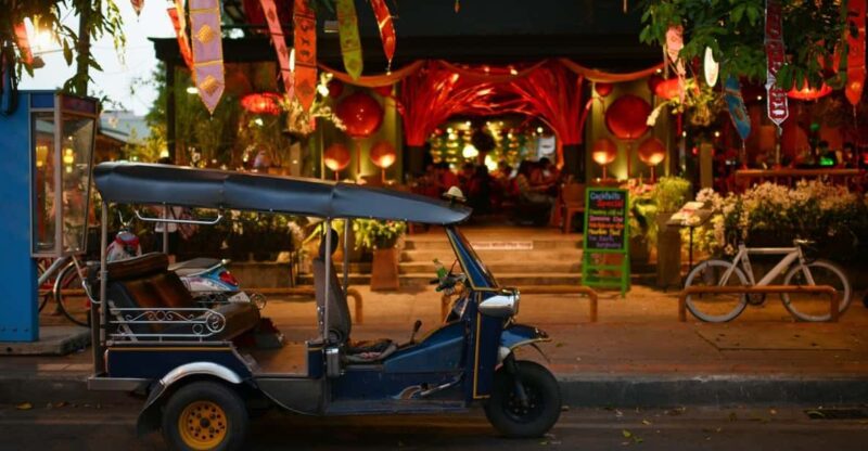 Chiang Mai: Chiang Mai Evening Foodie Tour - Transportation and Logistics