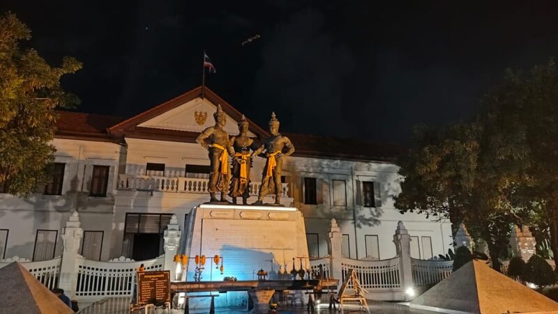 Chiang Mai: Chiang Mai Old City Twilight Walking Tour - Inclusions and Exclusions
