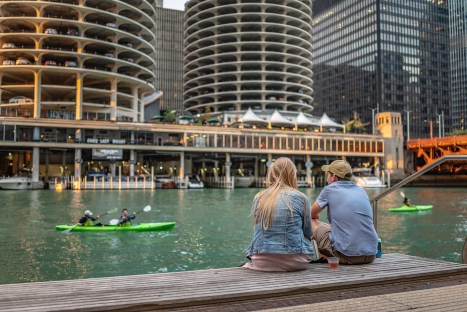 Chicago: Small-Group History and Architecture Walking Tour - Meeting Point and Facilities