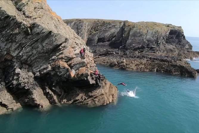 Coasteering on Anglesey - Reviews and Experiences
