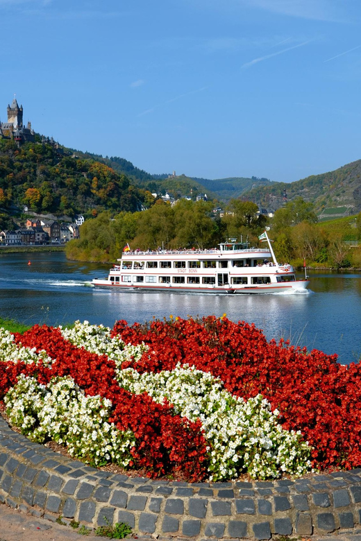 Cochem: Panorama Boat Tour 1 Hour to Ernst and Back - Accessibility and Services