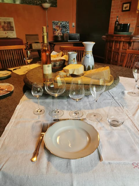 Colli Bolognesi: Exclusive Wine Tour and Tasting - Historical Items Collection