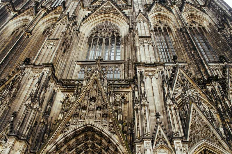 Cologne: Private Tour With a Local - Suitable Participants