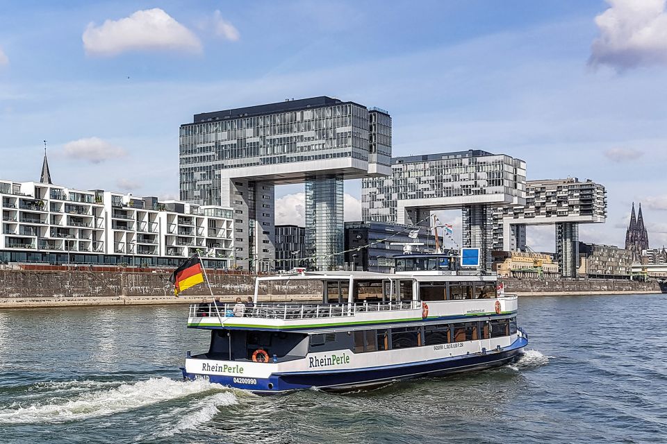 Cologne: Top Sights Rhine River Cruise - Onboard Amenities and Services