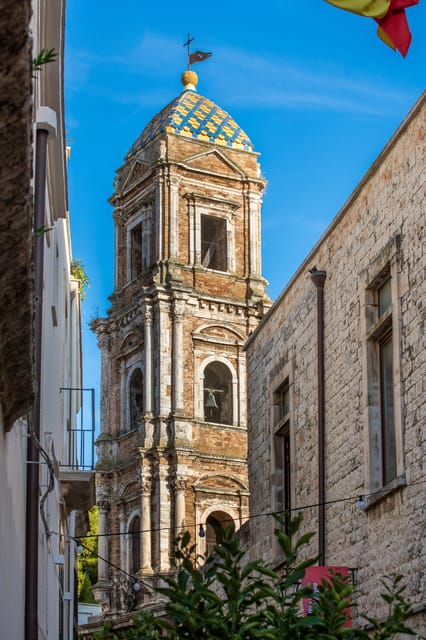 Conversano: Street Food Tour and Chagall Exhibition - Experiencing the Chagall Exhibition