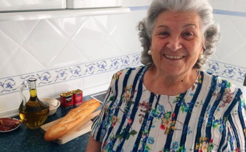 Cooking Class With My Spanish Grandma - Memorable Moments