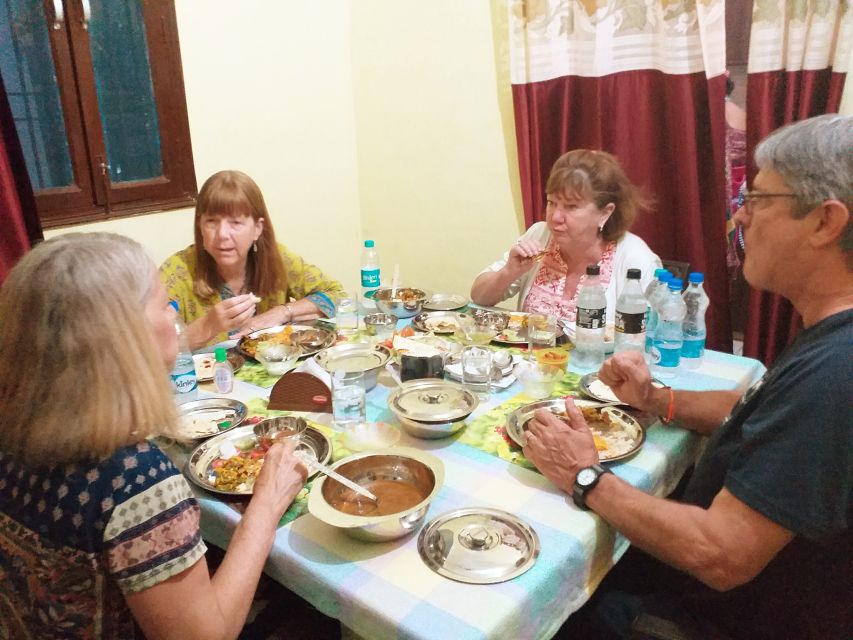 Cooking Workshop and Vegetarian Dinner in Agra With Family - Customer Reviews