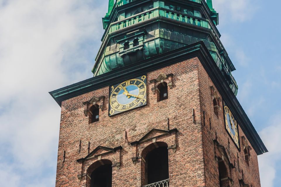 Copenhagen: Highlights & Secrets Private Walking Tour - Meeting Point