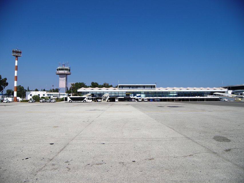 Corfu Airport Private 1-Way Transfer - Driver and Communication