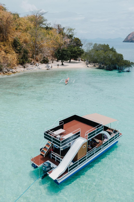 Coron Island Hopping: via Private Double Deck Party Boat - Destinations: Kayangan Lake