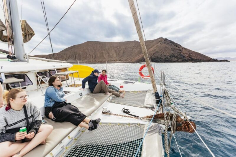 Corralejo: Lobos Island Catamaran Tour With Drinks & Snorkel - Customer Feedback