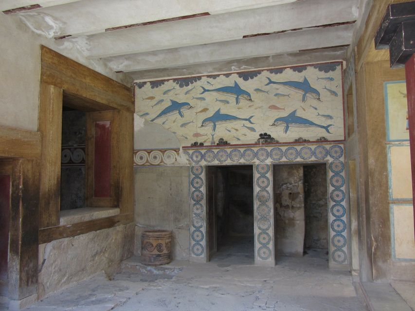 Crete: Knossos Palace & Heraklion Guided Tour - Knossos Palace