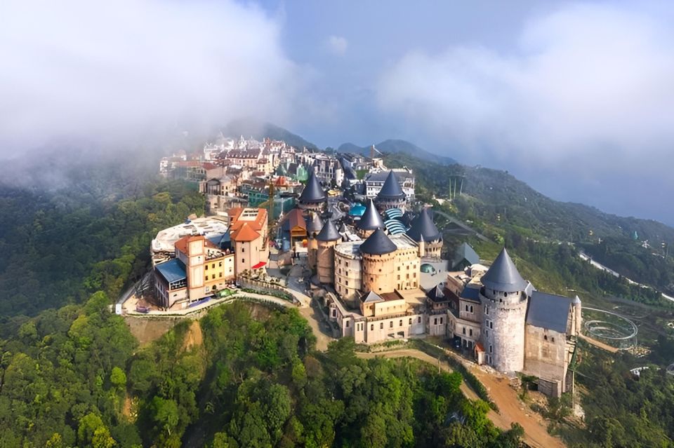 Da Nang: Ba Na Hills Adventure Private Tour - Dining Options