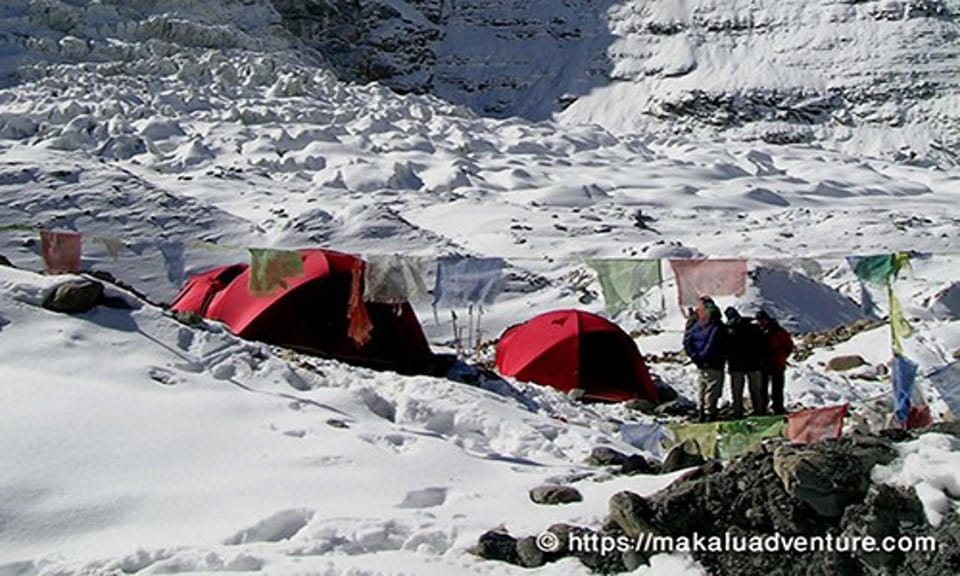 Dhaulagiri Circuit Trek: Exploring Local Cuisine and Flavors - Popular Dishes to Try