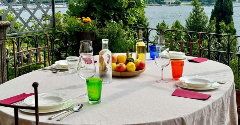 Dining Experience in a Local House With Lake View - Small Group Environment