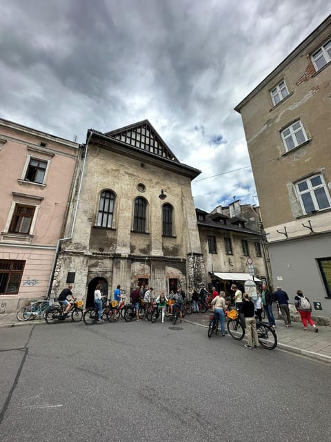 Discover Kraków by Bike With a Dutch Guide - Guided Experience