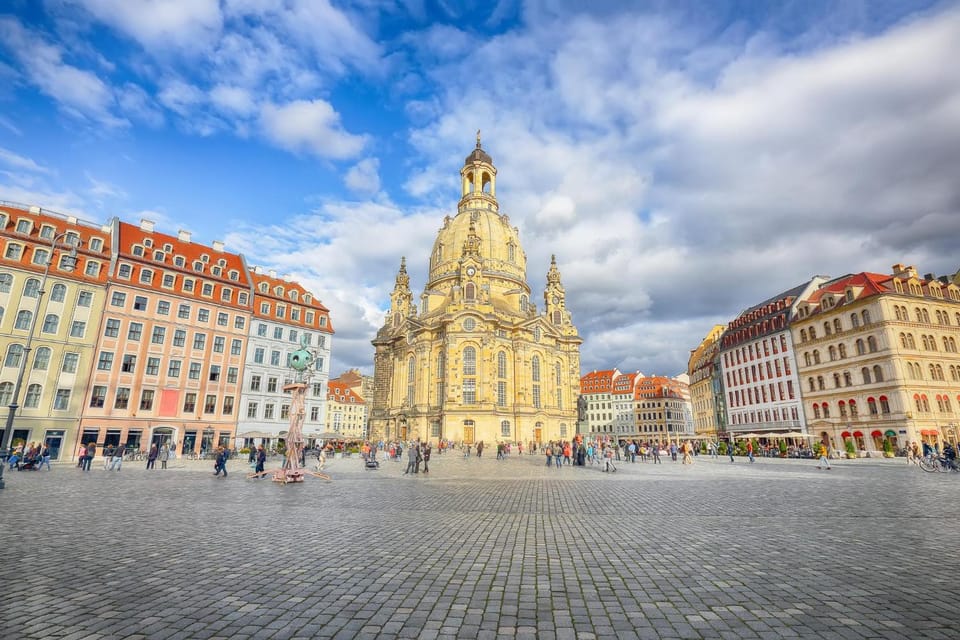 Dresden: Insta-Perfect Walk With a Local - Meeting Point