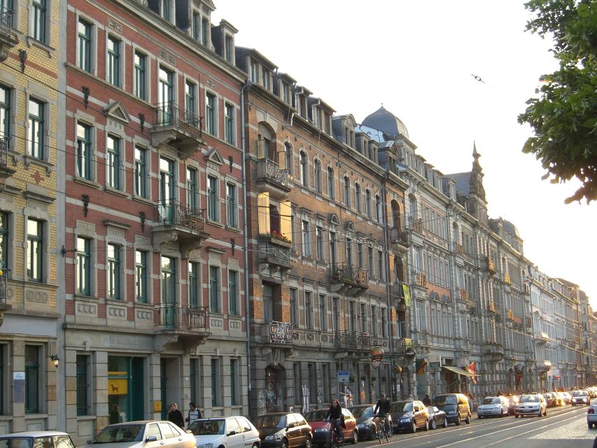 Dresden: Neustadt & Erich Kaestner Group Walking Tour - Erich Kaestners Life