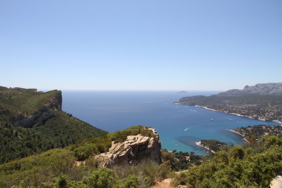 Drive a Cabriolet Between Port of Marseille and Cassis - Detailed Itinerary Overview