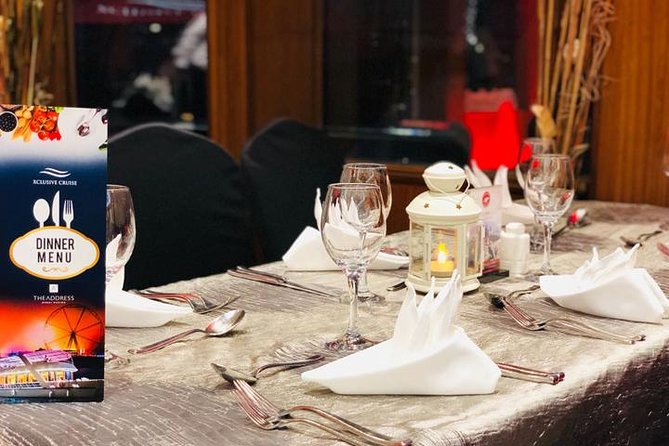Dubai Marina Dinner Cruise With Live Music & Drink Options - Accessibility and Meeting Point