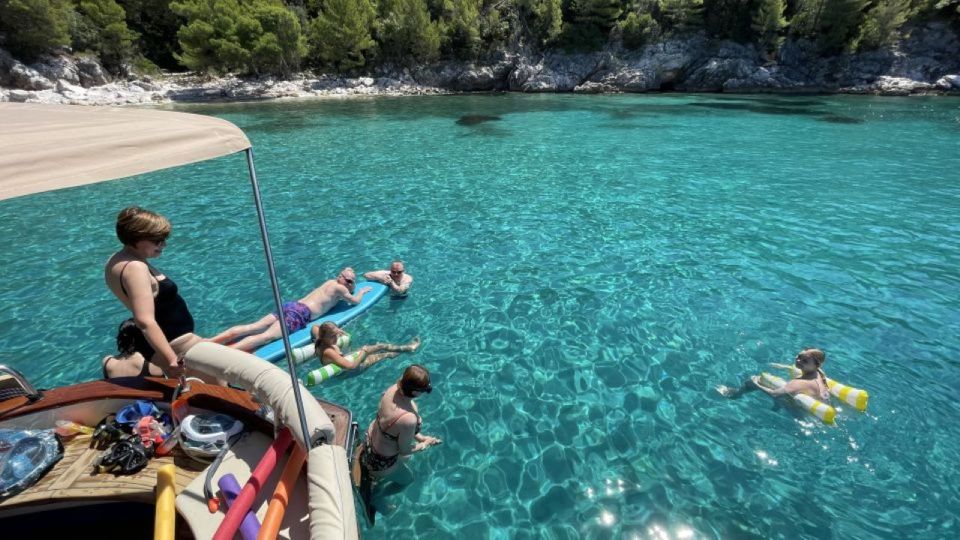 Dubrovnik: Full-Day Luxury Private Boat Tour - Customer Feedback and Ratings