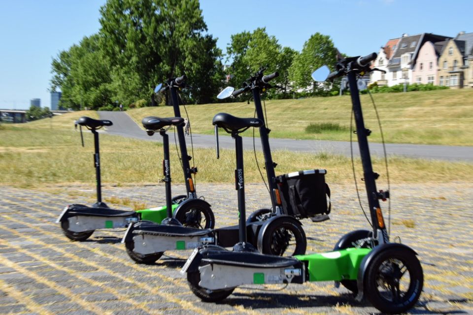 Düsseldorf: E-Scooter City Tour - Meeting Point