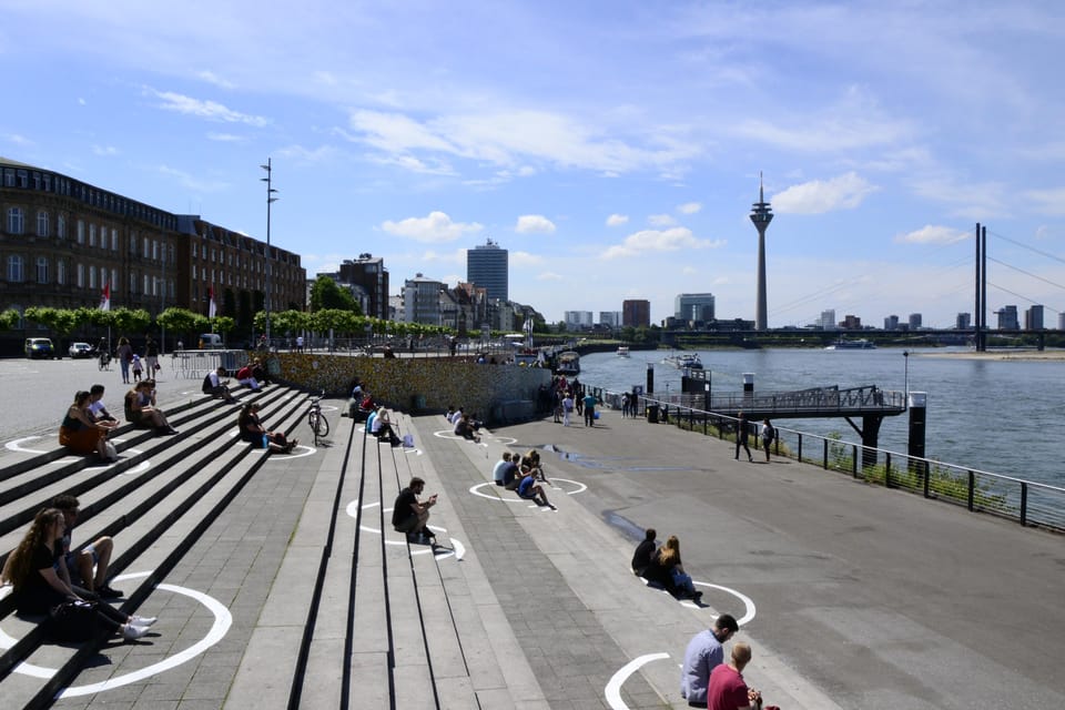 Düsseldorf: Old Town and Banks of Rhine - Heart and Lifeline - Discovering Breweries and Altbier Tastings