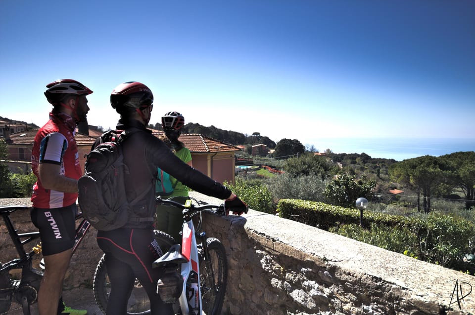 E-Bike Tour - From the Hills of the Sun to Montemarcello - E-Bike Rental Information