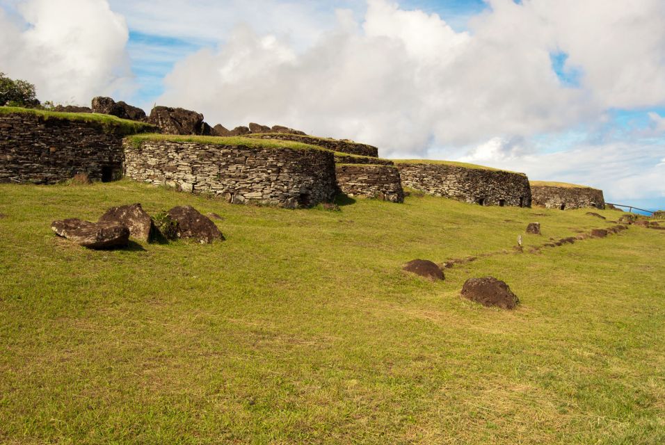 Easter Island: Private North & West Highlights Tour - Included Features and Benefits