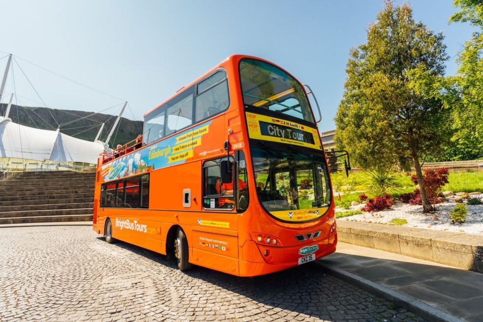 Edinburgh: Hop-On Hop-Off Combo City and Britannia Bus Tour - Tour Features