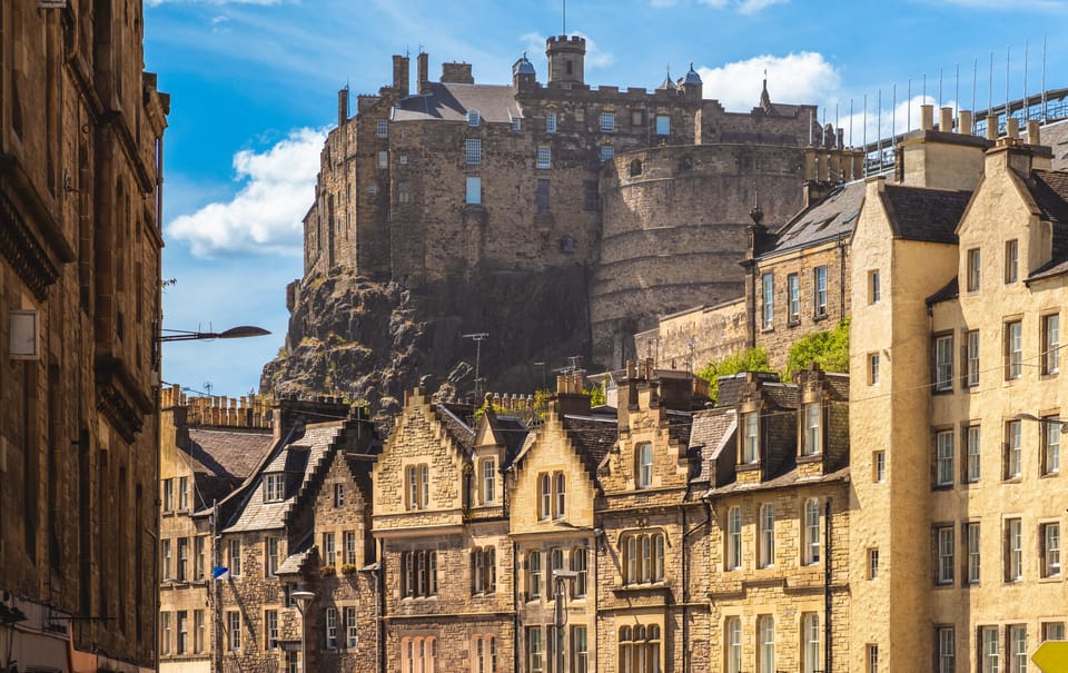 Edinburgh: Old Town Private Walking Tour With Historian - Accessibility Information