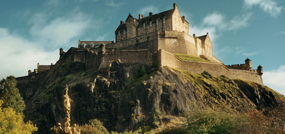 Edinburgh: Old Town Walking Tour With an APP - Preparing for Your Tour