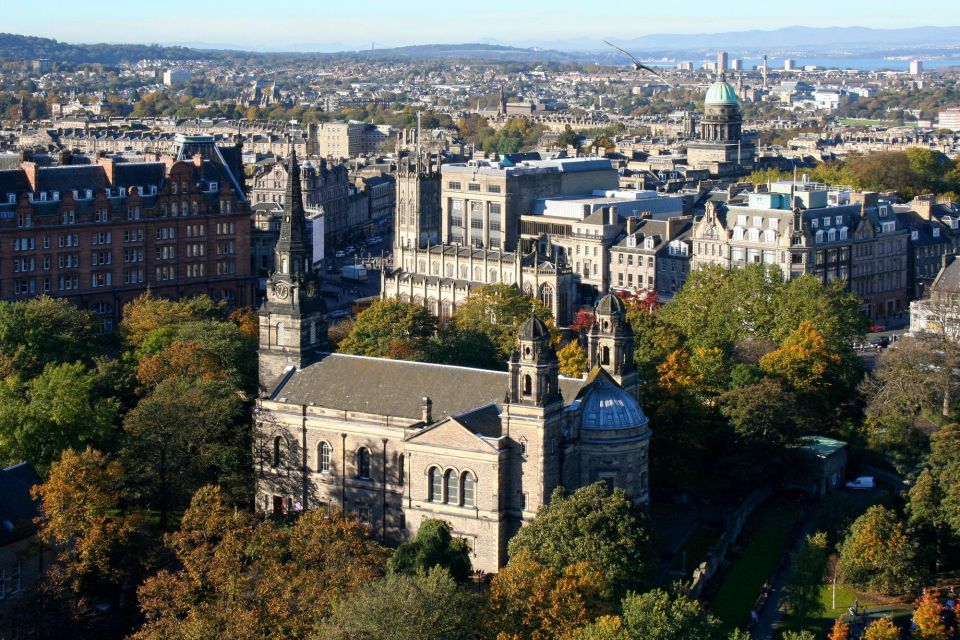 Edinburgh: Private Exclusive History Tour With Local Expert - Personalization of Your Tour