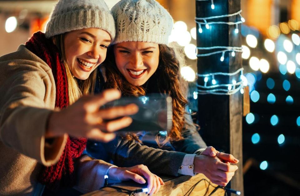 Edinburgh's Enchanted Christmas Walkabout - Festive Atmosphere and Charm