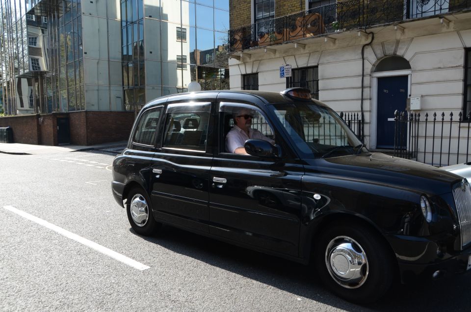 Edinburghs Hidden Treasures Black Taxi Tour - Engaging Historical Stories