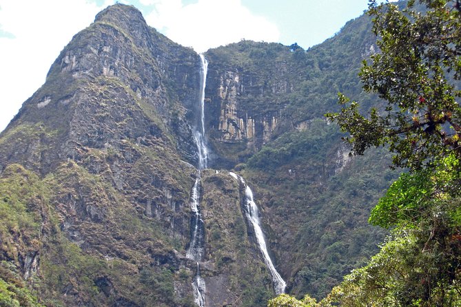 El Chorro Waterfalls and Busa Lake Tour From Cuenca - Reviews and Ratings